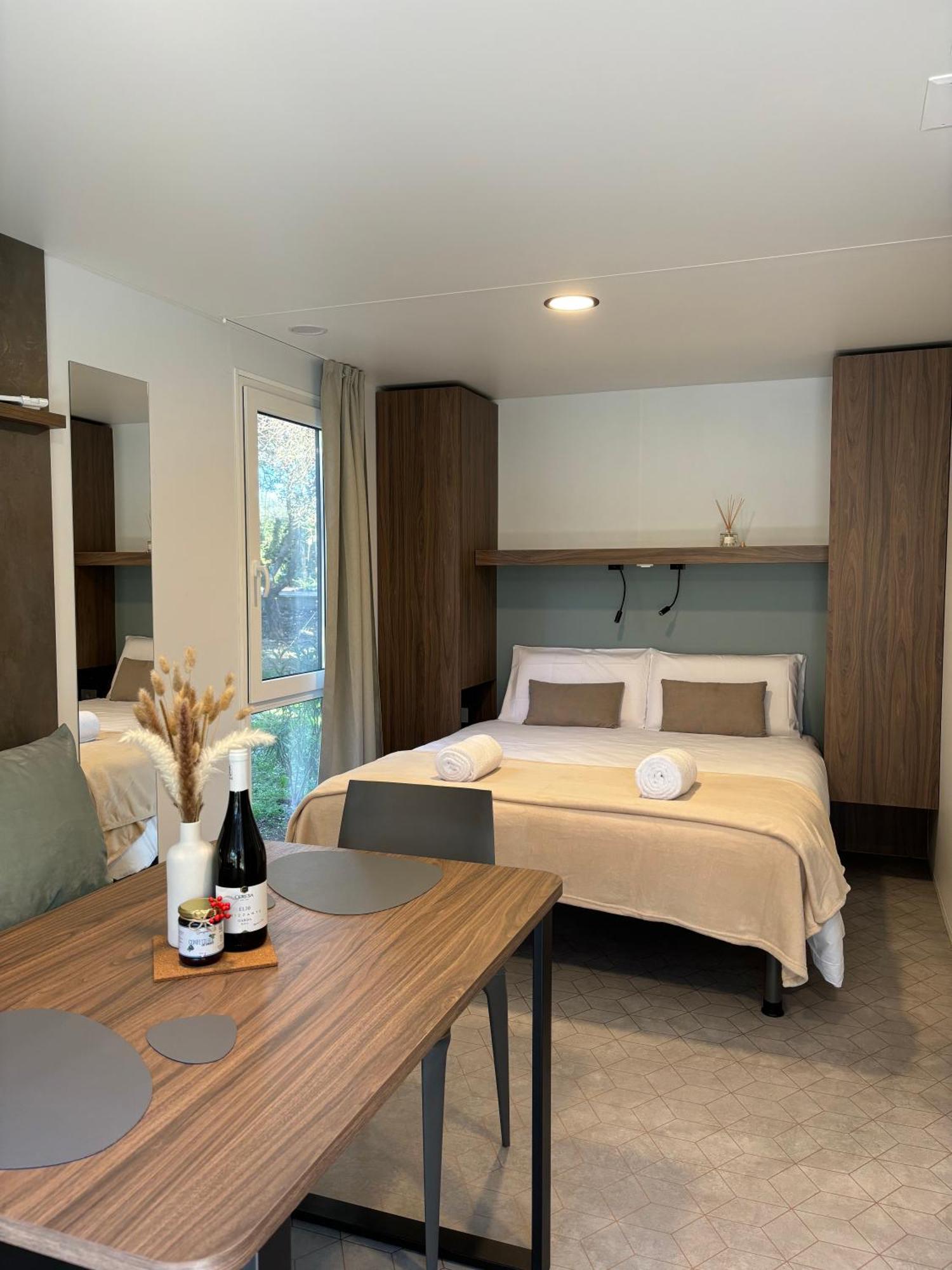 Seregner Agricamping & Homes - Adults Only 18 Monzambano Zewnętrze zdjęcie